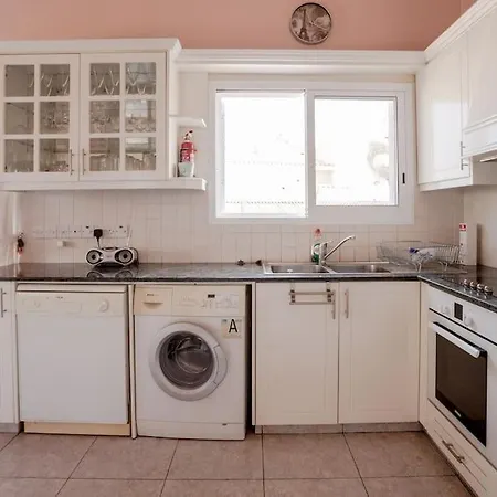 Villa In Paphos Kiszónerga