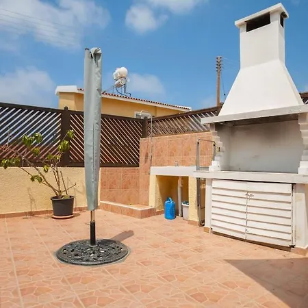 In Paphos * Kissonerga